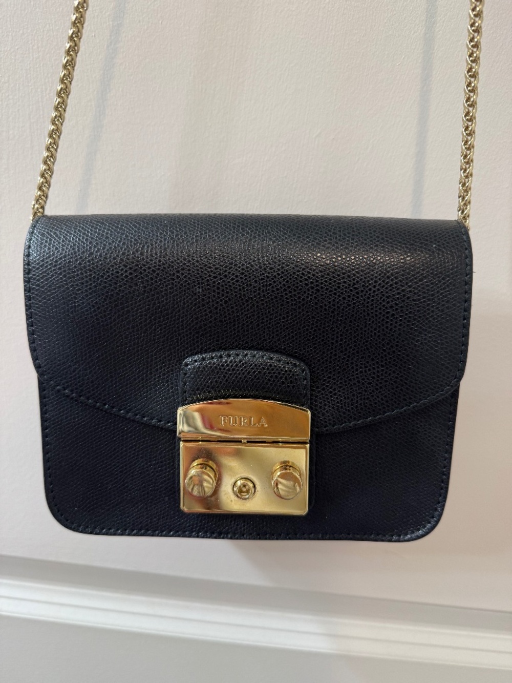 Metropolis Mini Crossbody Furla
